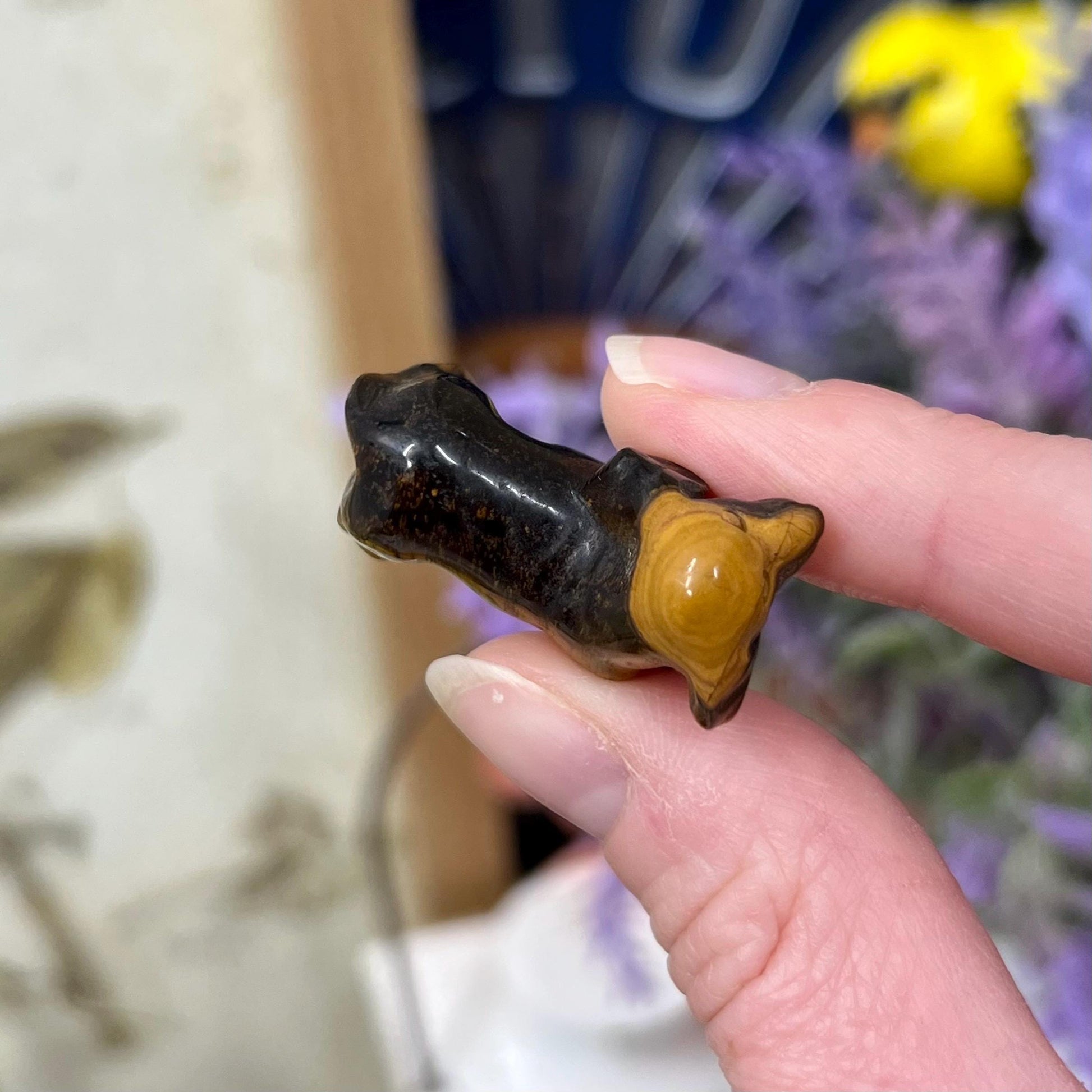 Small Tiger’s Eye Dog Carving | Crystal Dog | Dachshund Carving | Flashy Tiger Eye