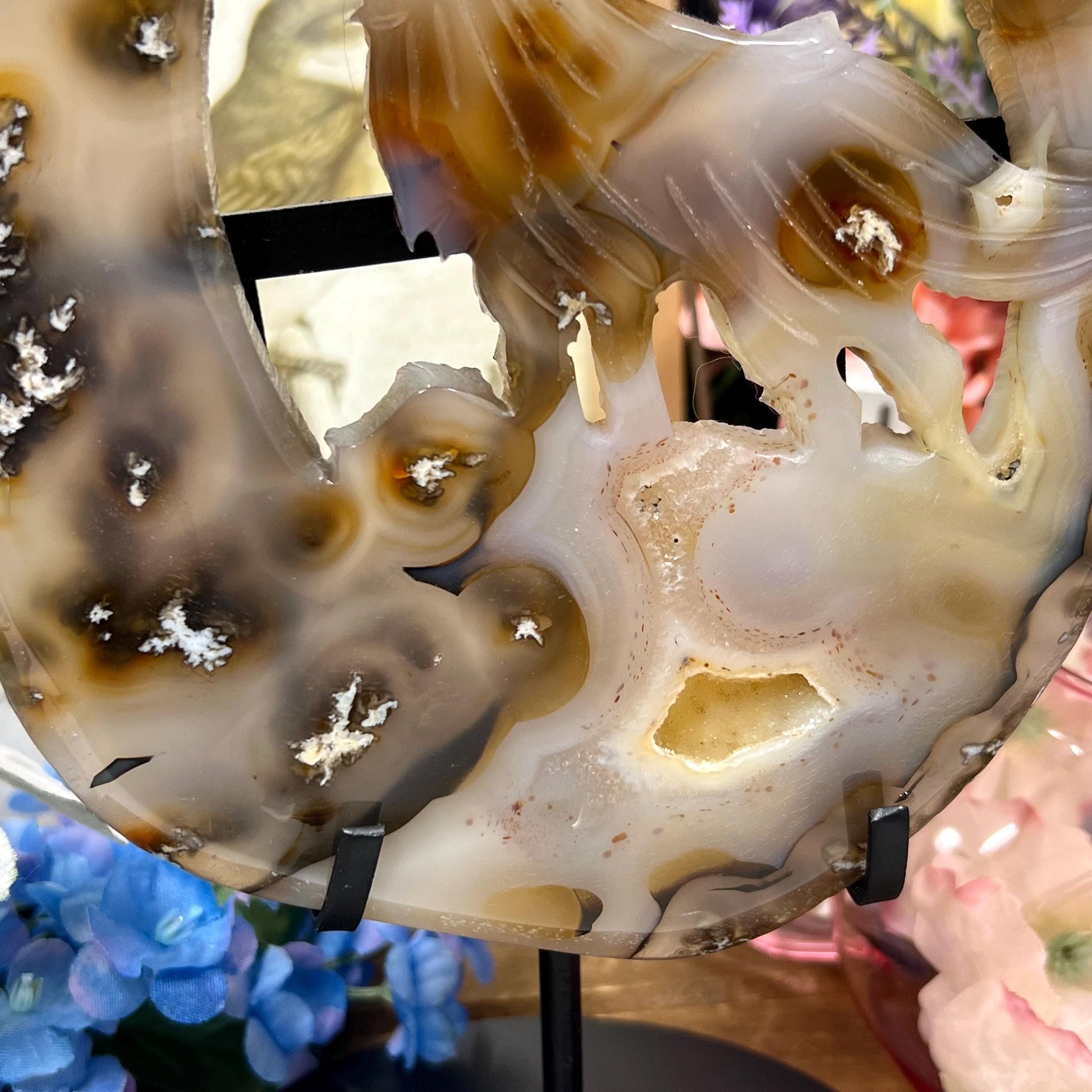 Large Dendritic Agate Wolf on Stand | Crystal Wolf | Howling Wolf Carving