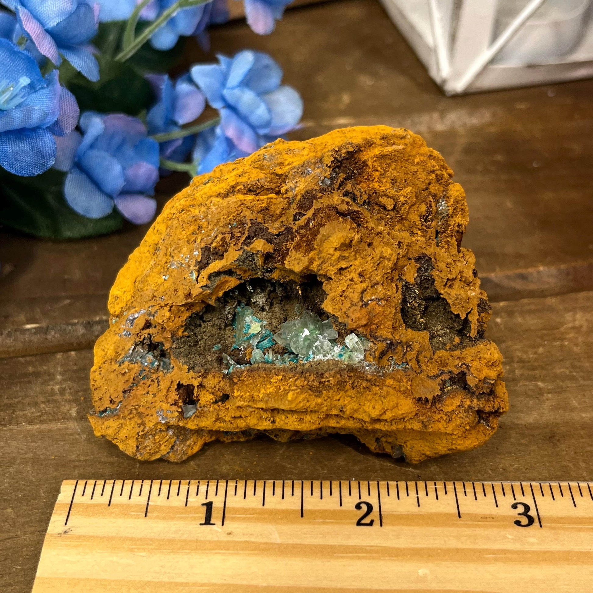 Rosasite with Calcite from La Ojuela Mine, Mexico