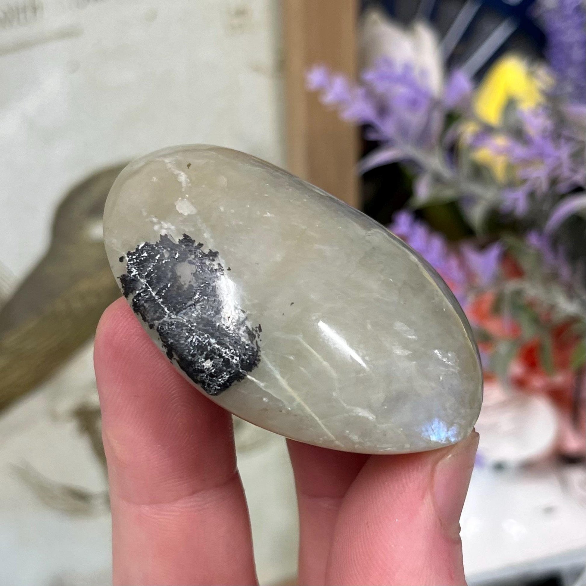 Flashy Green Moonstone Palm Stone with Blue Flash | Garnierite Palm