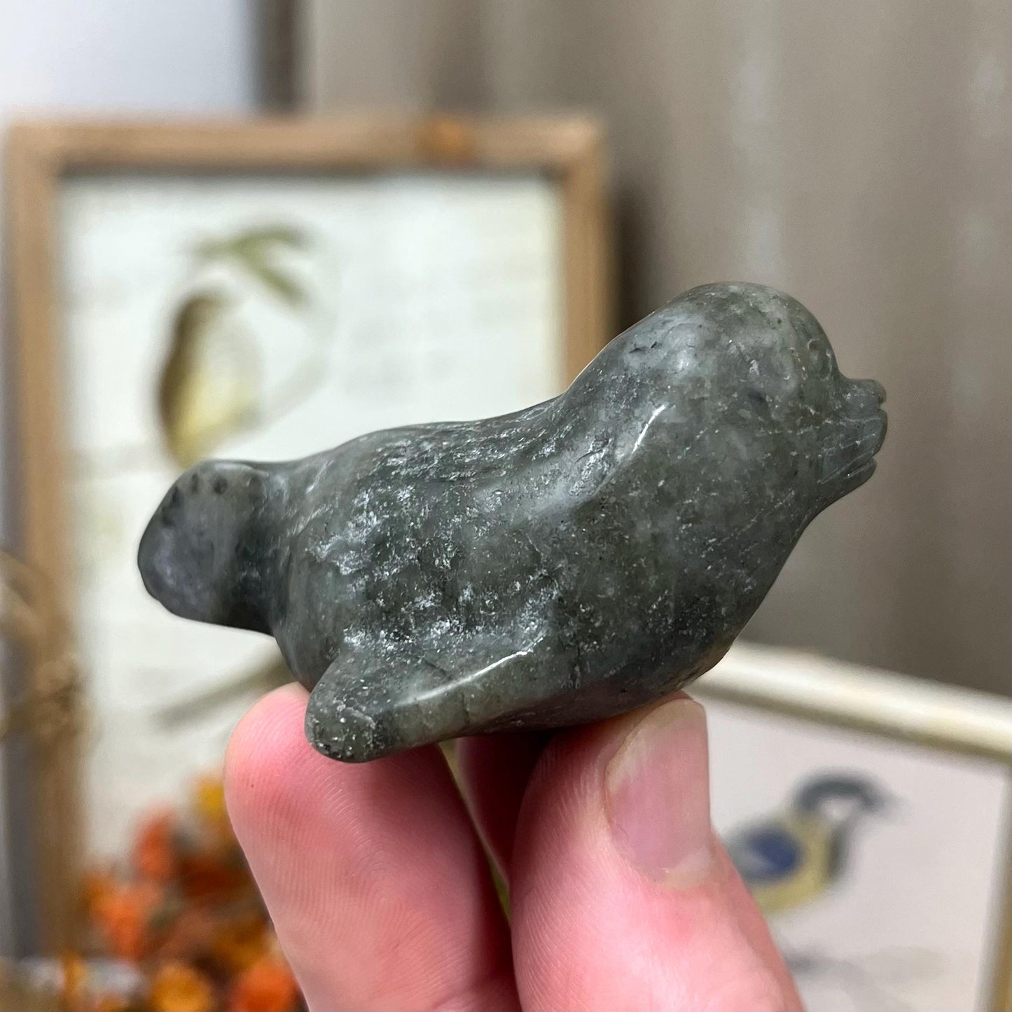 Labradorite Seal Carving | Crystal Seal | Animal Crystal