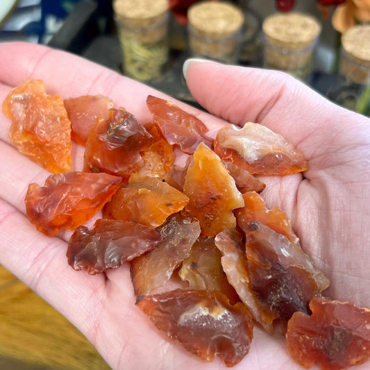 Carnelian Arrowhead | Crystal Arrowhead
