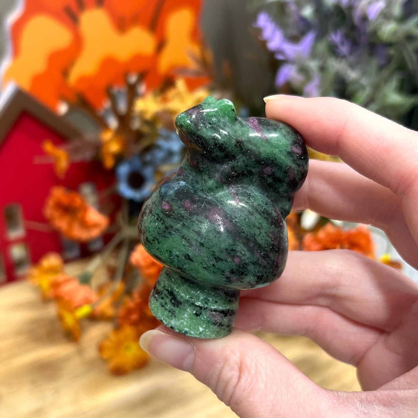 Ruby Zoisite Hamster on Mushroom Carving | Crystal Mushroom