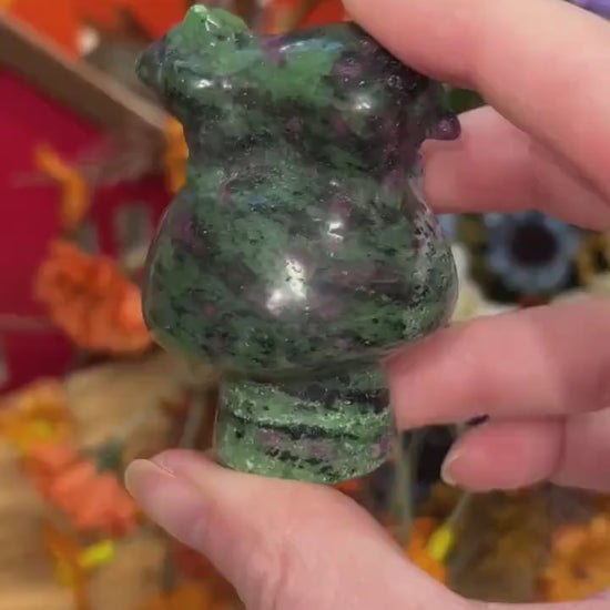 Ruby Zoisite Hamster on Mushroom Carving | Crystal Mushroom