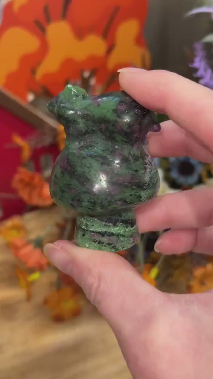 Ruby Zoisite Hamster on Mushroom Carving | Crystal Mushroom