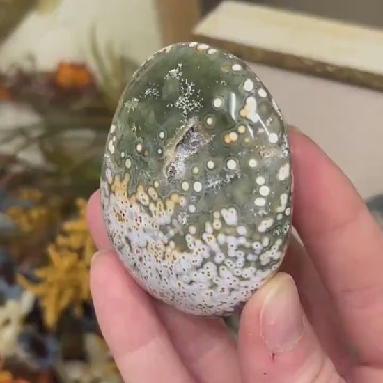 Veinless Ocean Jasper Palm Stone | Marovato OJ